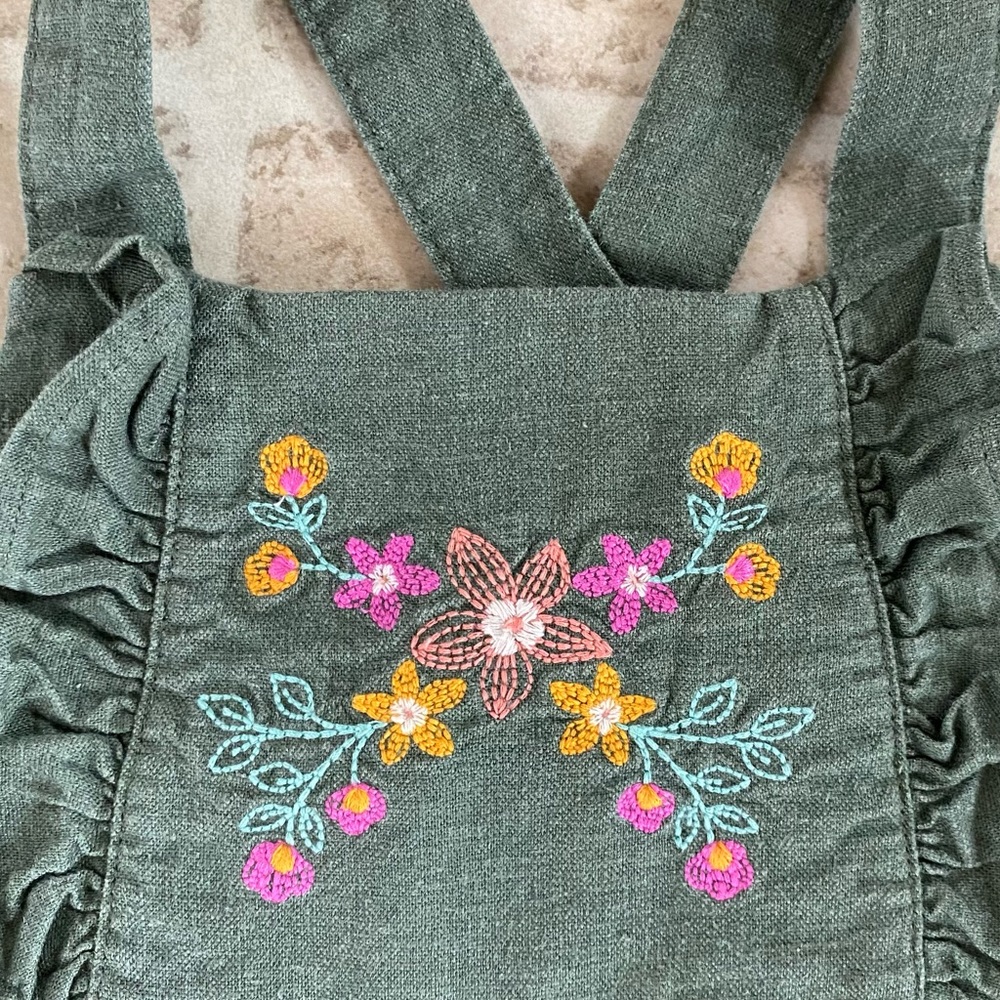 🌈 2/$15 Pinafore Dress w/ Embroidery